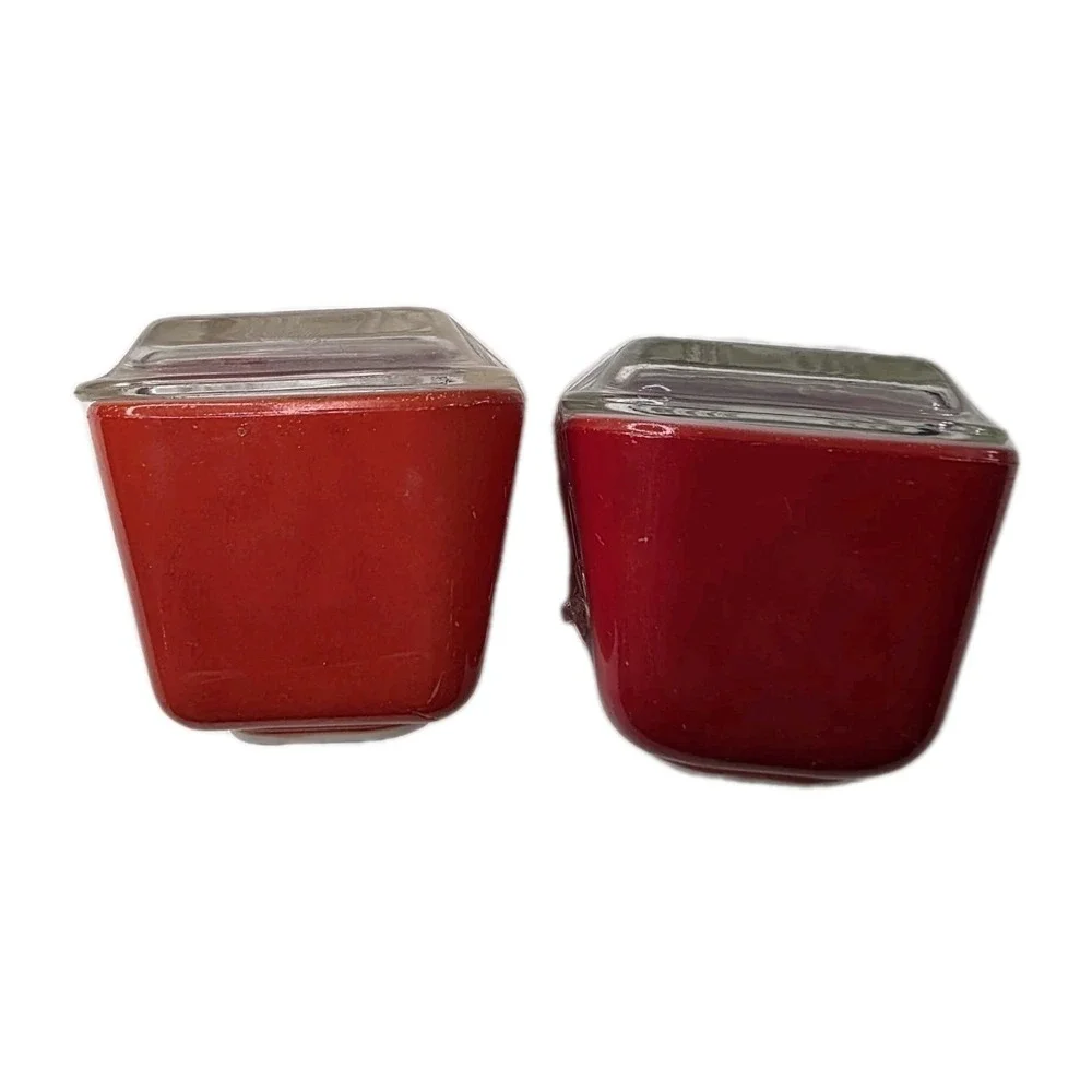 Lot of 2‎ Vintage Pyrex Red 501-B Refrigerator Dishes With Lids 501-C 0723!!!